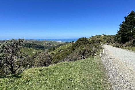 Photo of property in 17 Nunu Drive, Flat Point, Masterton, 5883