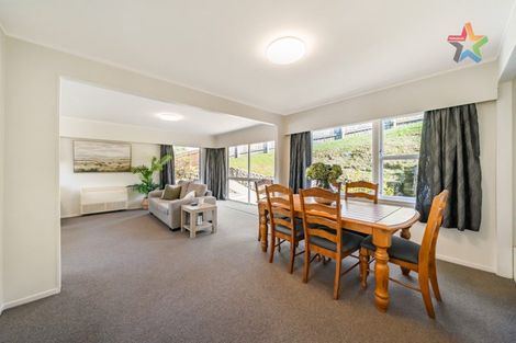 Photo of property in 31 Cedar Street, Maungaraki, Lower Hutt, 5010