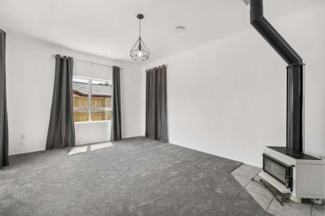 Photo of property in 28 Dingadee Street, Welcome Bay, Tauranga, 3112