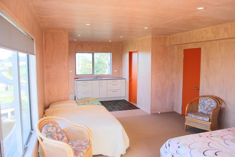 Photo of property in 10 Cornwall Way, Mangawhai Heads, Mangawhai, 0505