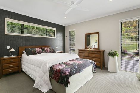 Photo of property in 19 Maple Grove, Acacia Bay, Taupo, 3385