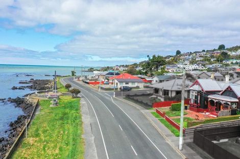 Photo of property in 236 Marine Parade, Bluff, 9814