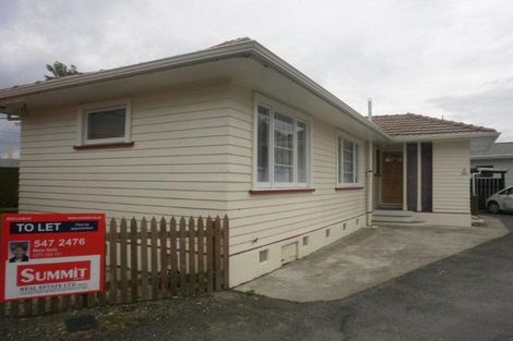 Photo of property in 2/50 Parkers Road, Tahunanui, Nelson, 7011