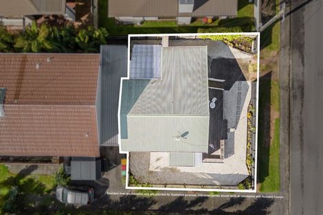 Photo of property in 1/137 Centreway Road, Orewa, 0931