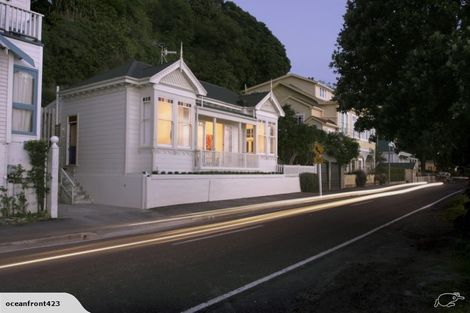 Photo of property in 387 Karaka Bay Road, Karaka Bays, Wellington, 6022