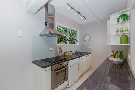 Photo of property in 2/20 Huron Street, Takapuna, Auckland, 0622