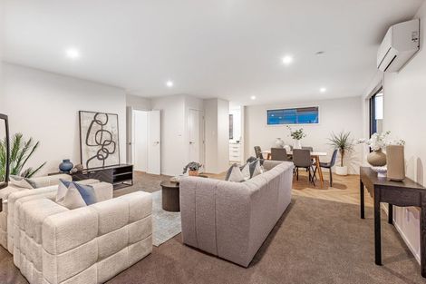 Photo of property in 115 Golf Road, Paraparaumu Beach, Paraparaumu, 5032