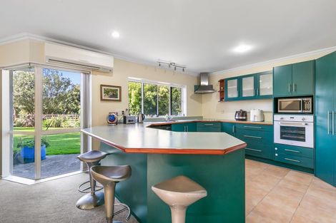 Photo of property in 72 Muhunoa West Road, Ohau, Levin, 5570