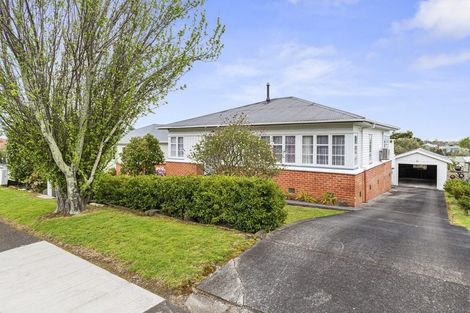 Photo of property in 24 Gilchrist Street, Te Aroha, 3320