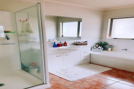 Photo of property in 11 Liffey Drive, East Tamaki, Auckland, 2013