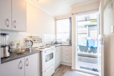 Photo of property in 3/132 Heretaunga Street, Palmerston North, 4414