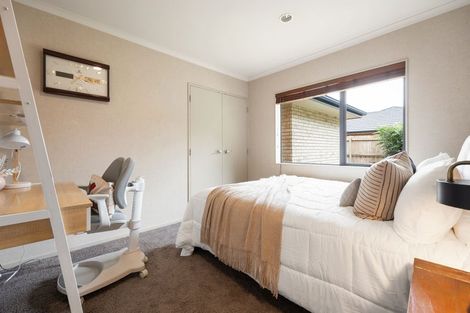 Photo of property in 35 Milbrook Place, Chartwell, Hamilton, 3210