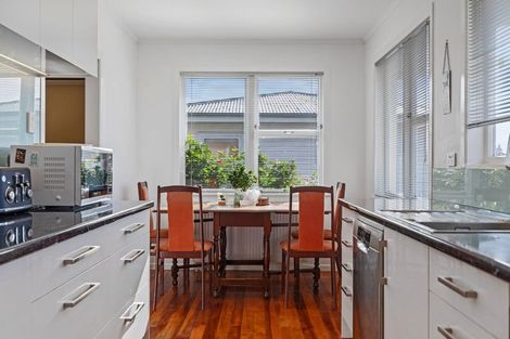 Photo of property in 8 Simmonds Grove, Greerton, Tauranga, 3112