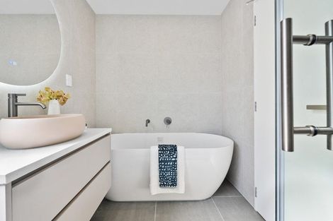 Photo of property in 12d Rewi Street, Torbay, Auckland, 0630