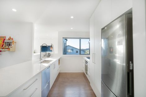 Photo of property in 15 Lemonwood Way, Woodridge, Wellington, 6037