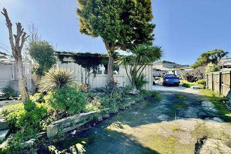 Photo of property in 102 Champion Street, Cannons Creek, Porirua, 5024
