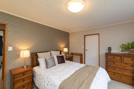 Photo of property in 9 Delta Place, Milson, Palmerston North, 4414