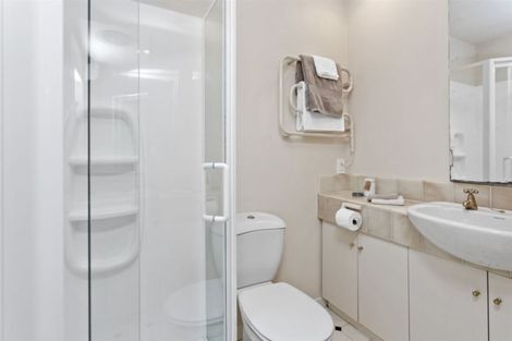 Photo of property in 110 Clyde Road, Ilam, Christchurch, 8041