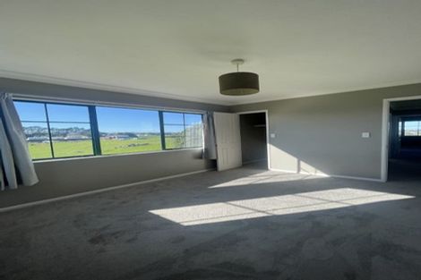 Photo of property in 105c Crown Road, Paerata, Pukekohe, 2676