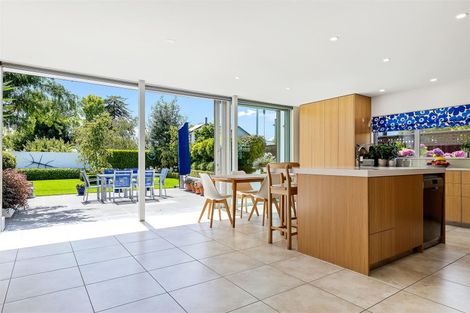 Photo of property in 50 Hamilton Avenue, Ilam, Christchurch, 8041