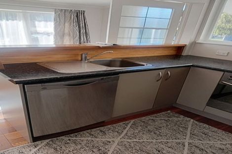 Photo of property in 84 Garden Road, Avalon, Lower Hutt, 5011