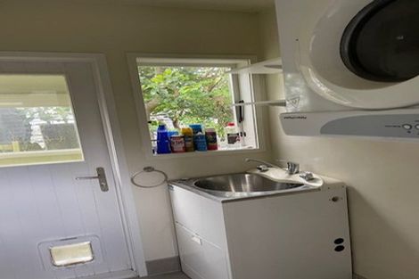 Photo of property in 107 Totara Road, Miramar, Wellington, 6022