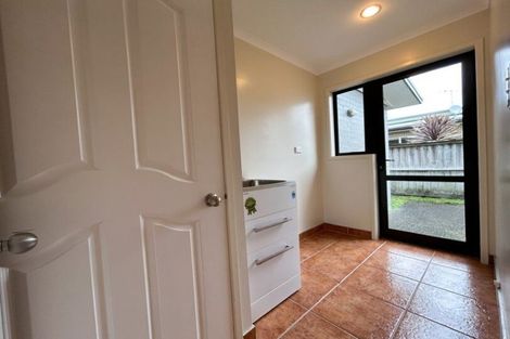 Photo of property in 358 One Tree Point Road, One Tree Point, 0118