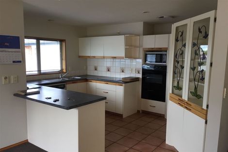 Photo of property in 145 Maidstone Road, Ilam, Christchurch, 8041