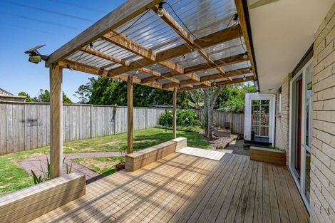 Photo of property in 21 Pararewa Drive, Whalers Gate, New Plymouth, 4310