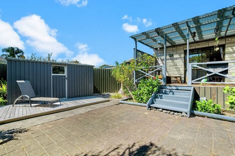 Photo of property in 2/23 Swan Crescent, Pakuranga, Auckland, 2010