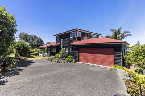 Photo of property in 13 Coutts Road, Pauanui, Hikuai, 3579