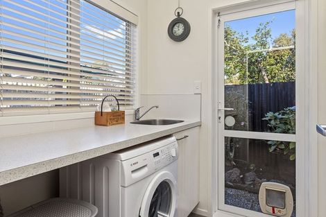 Photo of property in 16a Riverlea Avenue, Pakuranga, Auckland, 2010