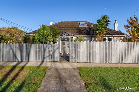 Photo of property in 1 Sandford Street, Trentham, Upper Hutt, 5018
