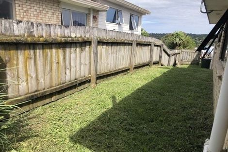 Photo of property in 3 Shah Place, Glen Eden, Auckland, 0602
