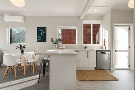 Photo of property in 28 Barr Street, Kenmure, Dunedin, 9011