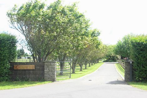 Photo of property in 257 Thornton Road, Cambridge, 3496