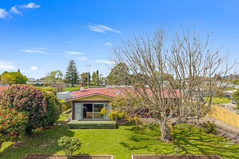 Photo of property in 18 Kowhai Avenue, Edgecumbe, 3120