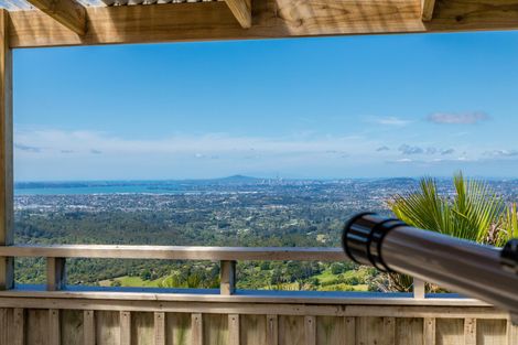 Photo of property in 11 Cascade Avenue, Waiatarua, Auckland, 0604