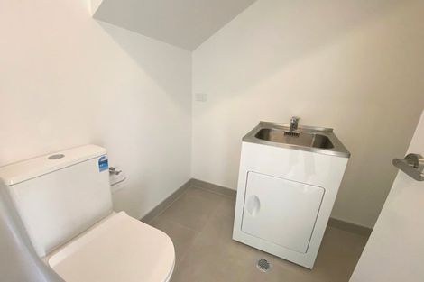 Photo of property in 50 Rauemi Way, Te Atatu South, Auckland, 0610