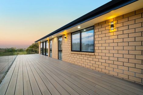 Photo of property in 14 Thomason Crescent, Pokeno, 2402