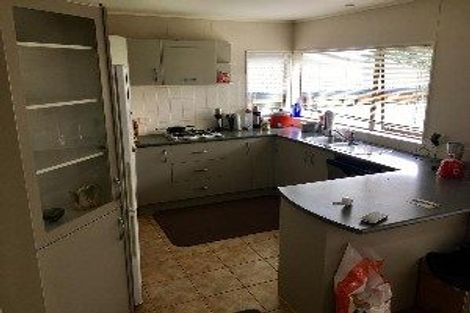 Photo of property in 10 Craigavon Drive, East Tamaki, Auckland, 2013