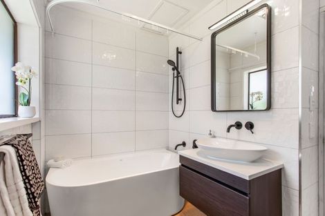 Photo of property in 2/28 Salisbury Road, Birkdale, Auckland, 0626