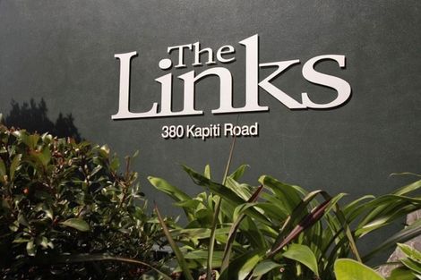 Photo of property in The Links, 19/378-382 Kapiti Road, Paraparaumu Beach, Paraparaumu, 5032