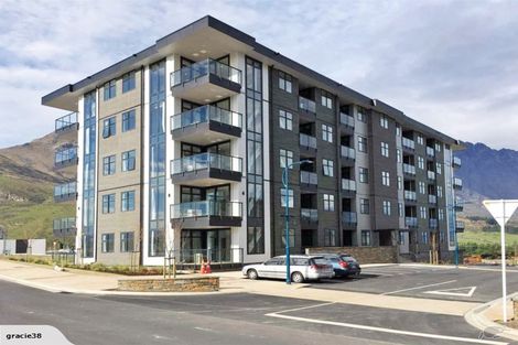 Photo of property in Wyndham Gardens Apartments, 411/30 Red Oaks Drive, Frankton, Queenstown, 9300