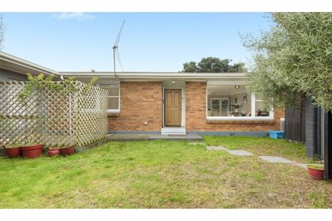 Photo of property in 2/566 Maunganui Road, Mount Maunganui, 3116