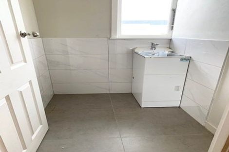 Photo of property in 383 West Coast Road, Glen Eden, Auckland, 0602