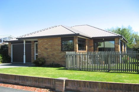 Photo of property in 1 Rossiter Avenue, Redwood, Christchurch, 8051