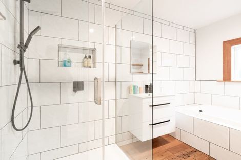 Photo of property in 1/121 Hataitai Road, Hataitai, Wellington, 6021