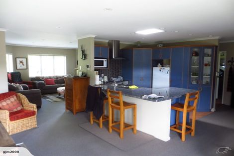 Photo of property in 37 Carlyle Street, Leamington, Cambridge, 3432