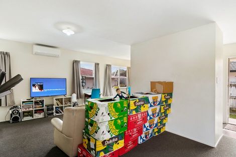 Photo of property in 86 Barrys Road, Glendene, Auckland, 0602